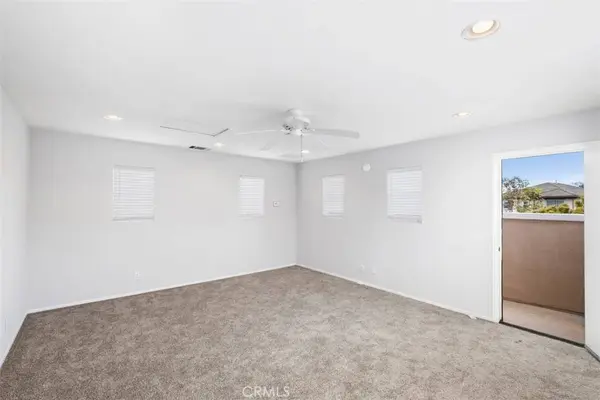 201 Kensington #26, Irvine, CA 92606