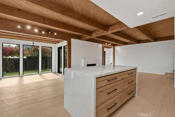 28851 Shady PL, Laguna Beach, CA 92651