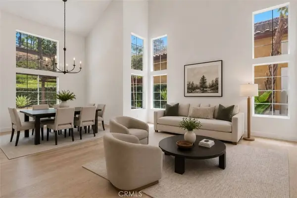 12 Chickadee LN, Aliso Viejo, CA 92656