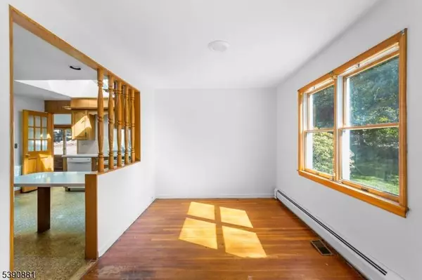 870 Macopin Rd, West Milford Twp., NJ 07480