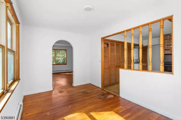 870 Macopin Rd, West Milford Twp., NJ 07480