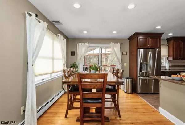 7 Dover Milton Rd, Jefferson Twp., NJ 07438