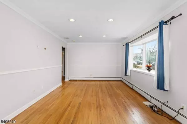 86 Reservoir Ave, Butler Boro, NJ 07405