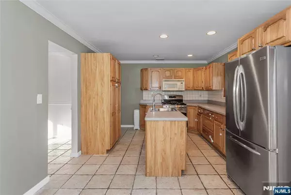 86 Reservoir AVE, Butler Borough, NJ 07405