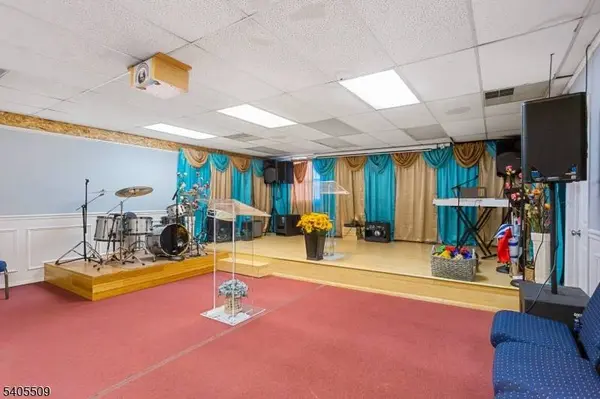 605 Main St, Boonton Town, NJ 07005