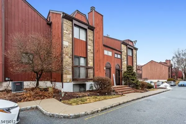 40 Bennington Sq, Washington Twp., NJ 07840