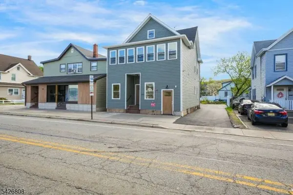 532 Ringwood Ave, Wanaque Boro, NJ 07465