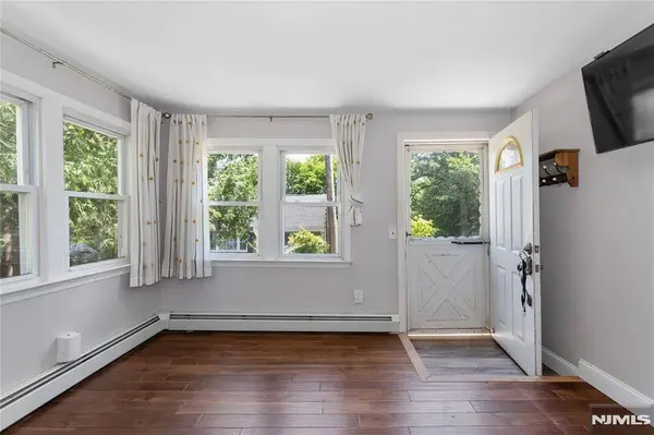 1 Highland AVE, West Milford, NJ 07480