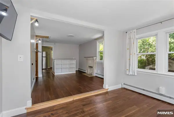 1 Highland AVE, West Milford, NJ 07480