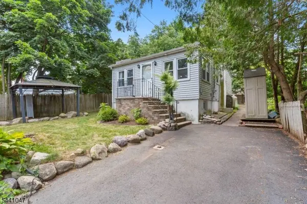 1 Highland Ave, West Milford Twp., NJ 07480