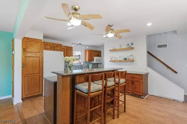 3 Lakeside Ave, Butler Boro, NJ 07405