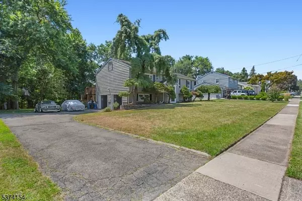 84 Baldwin Ter, Wayne Twp., NJ 07470