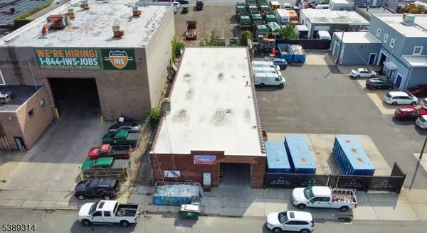 32 California Ave, Paterson City, NJ 07503