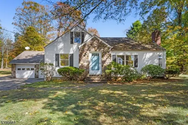 870 Macopin Rd, West Milford Twp., NJ 07480