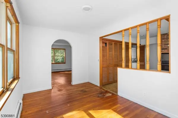 870 Macopin Rd, West Milford Twp., NJ 07480