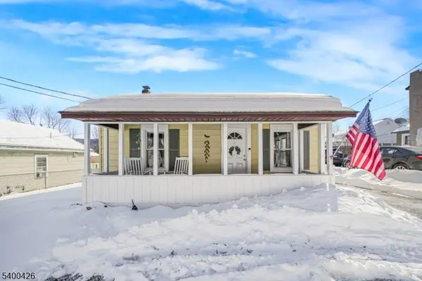 62 High St, Franklin Boro, NJ 07416