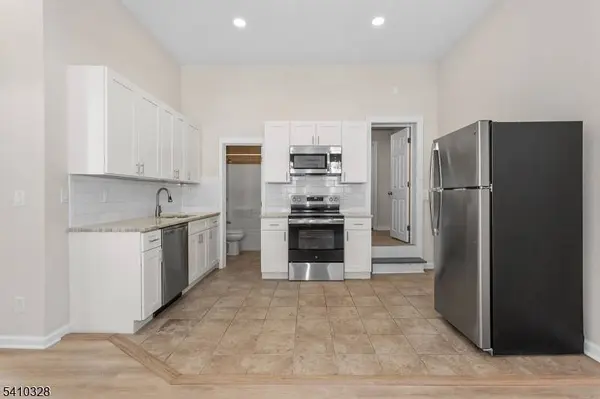 129 Main St #3, Bloomingdale Boro, NJ 07403