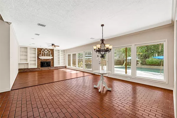 402 Jeremy CT, Spring, TX 77386