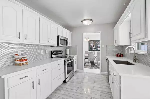 3910 Acorn Green Drive, Garland, TX 75043