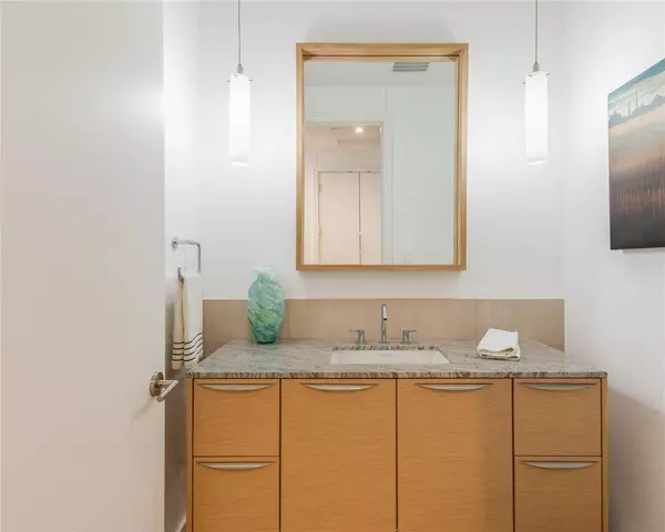 2900 McKinnon Street #1503, Dallas, TX 75201