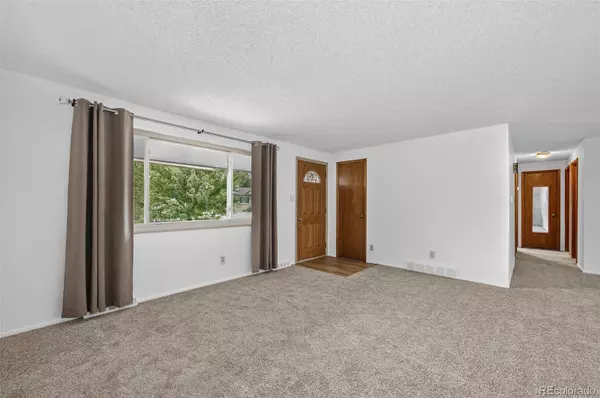 6114 Miller ST, Arvada, CO 80004