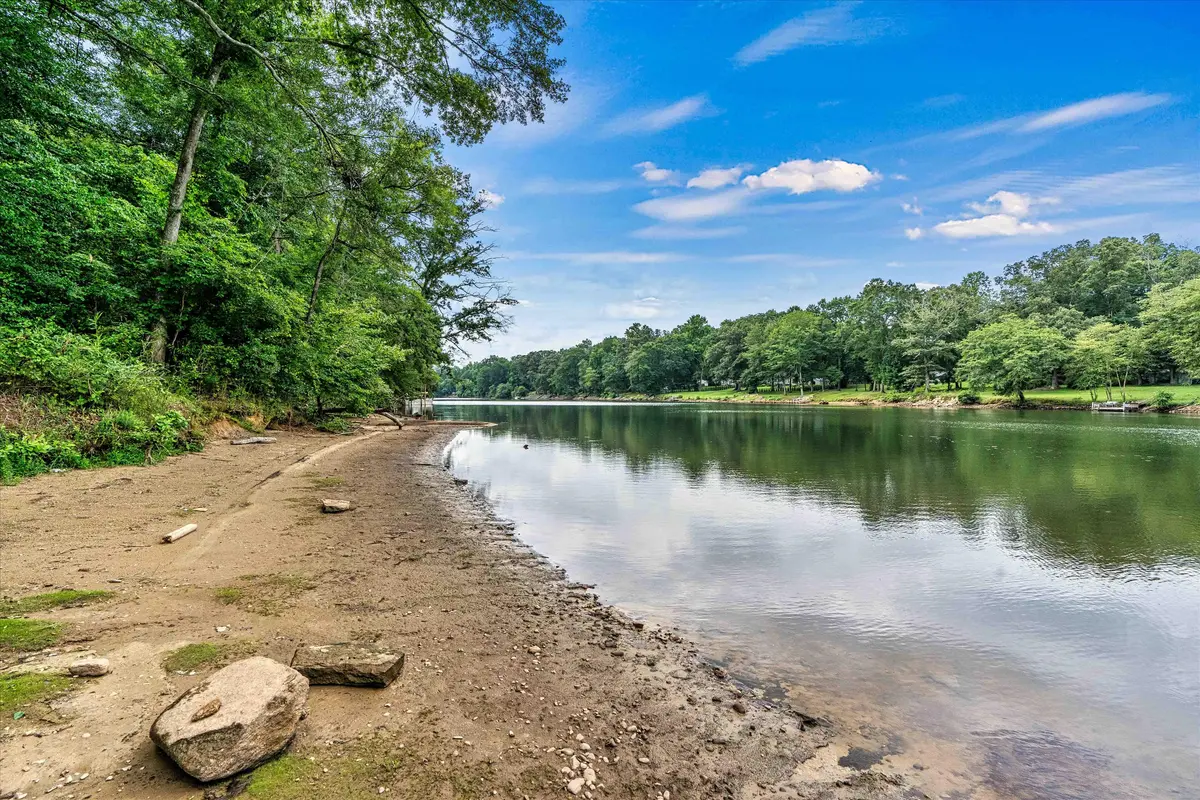 150 Slate Dr, Statesville, NC 28625-1671