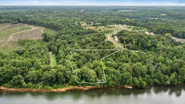 150 Slate Dr, Statesville, NC 28625-1671