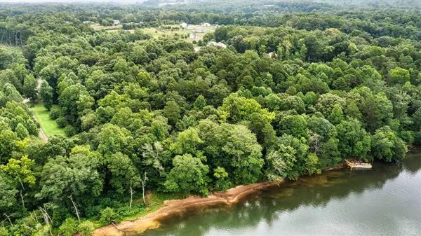 150 Slate Dr, Statesville, NC 28625-1671