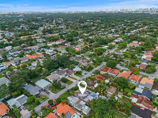 6242 SW 28th St, Miami, FL 33155