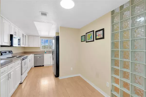 300 S SYKES CREEK Pkwy #306, Merritt Island, FL 32952