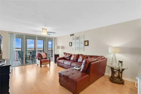 300 S SYKES CREEK Pkwy #306, Merritt Island, FL 32952