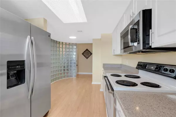 300 S SYKES CREEK Pkwy #306, Merritt Island, FL 32952