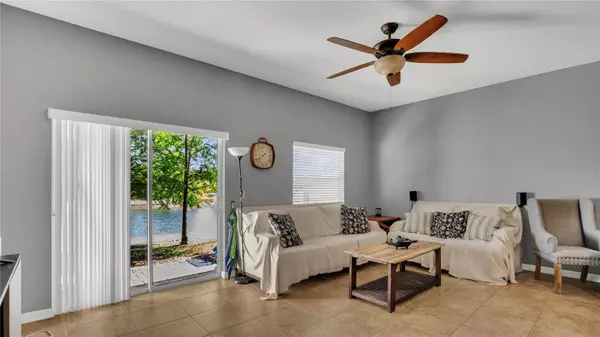 3813 BLACK SPRUCE LN, Winter Springs, FL 32708