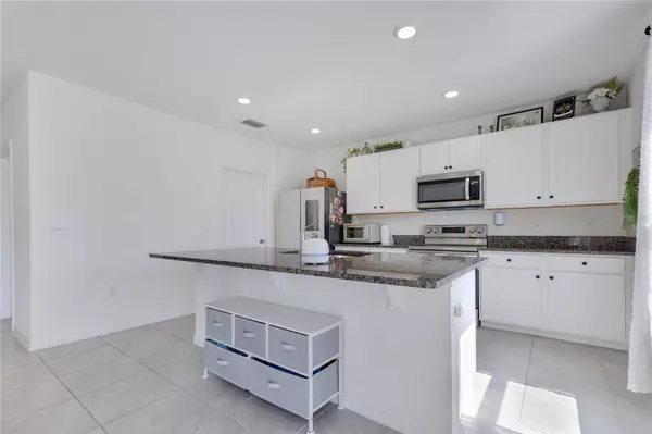 1854 JUNEBERRY ST, Clermont, FL 34715