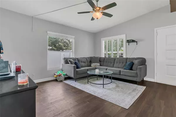 1208 BALTIMORE DR, Orlando, FL 32810