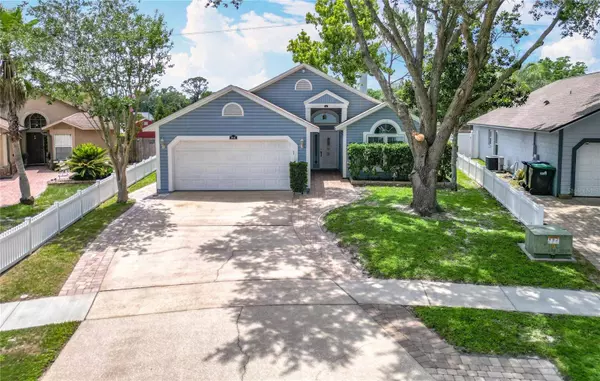 2641 DELCREST DR, Orlando, FL 32817