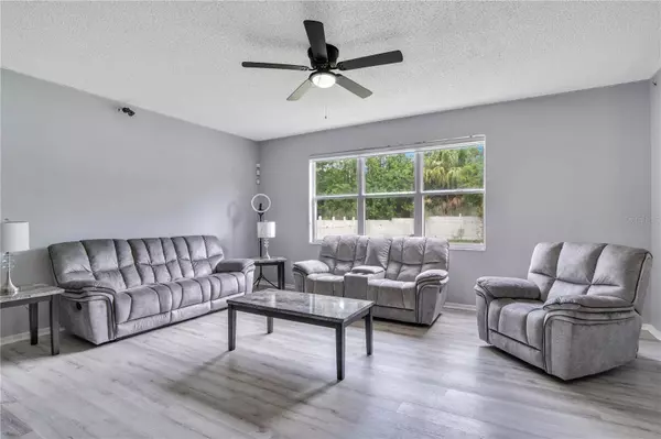 2809 LYNDSCAPE ST, Orlando, FL 32833