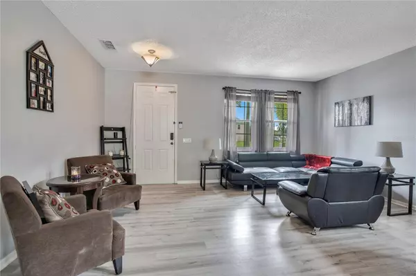 2809 LYNDSCAPE ST, Orlando, FL 32833