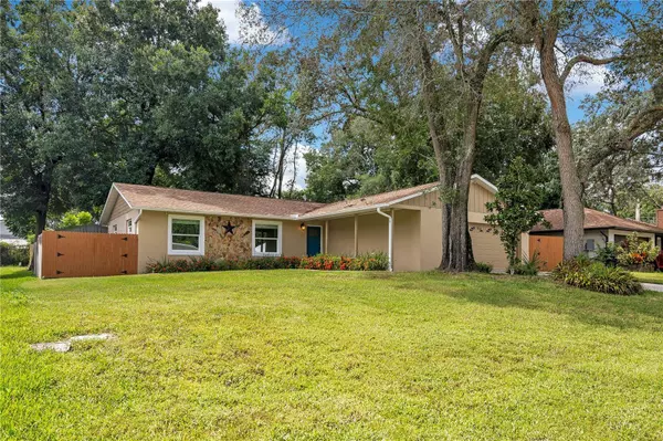 2320 WEKIVA RIDGE RD, Apopka, FL 32712