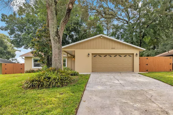 2320 WEKIVA RIDGE RD, Apopka, FL 32712