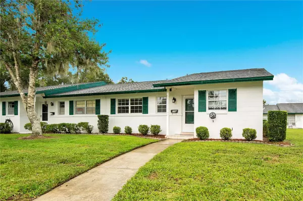 239 N HILL AVE #110, Deland, FL 32724