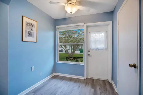 239 N HILL AVE #110, Deland, FL 32724