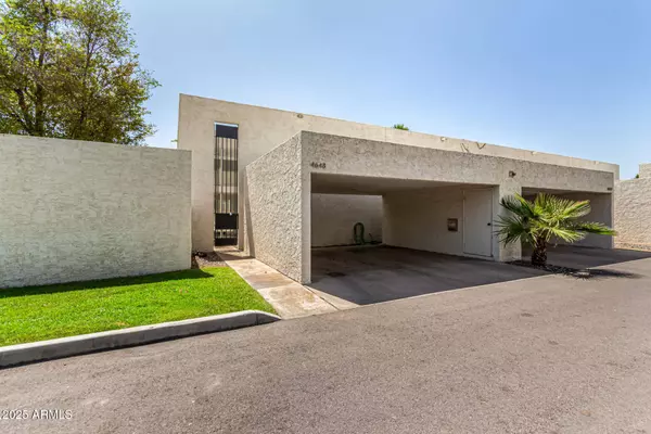 4648 N 40TH Street, Phoenix, AZ 85018