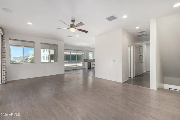 1250 N ABBEY Lane #209, Chandler, AZ 85226