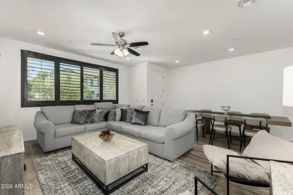 1917 E HAMPTON Lane #104, Gilbert, AZ 85295