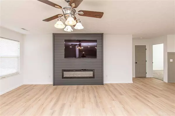 2670 Jenny Marie Drive, Xenia, OH 45385