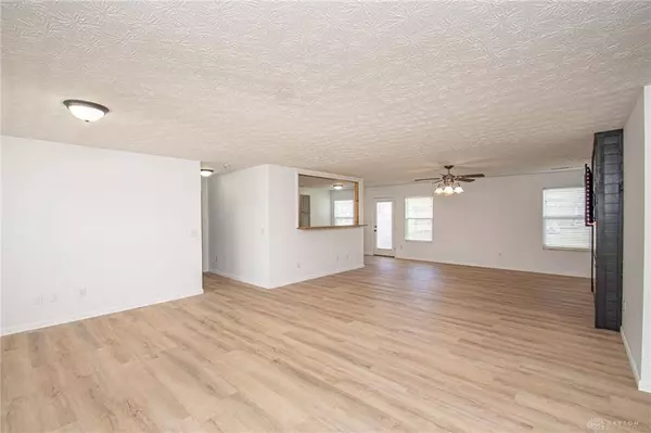 2670 Jenny Marie Drive, Xenia, OH 45385