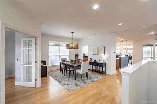 825 Eagle Run Drive, Centerville, OH 45458