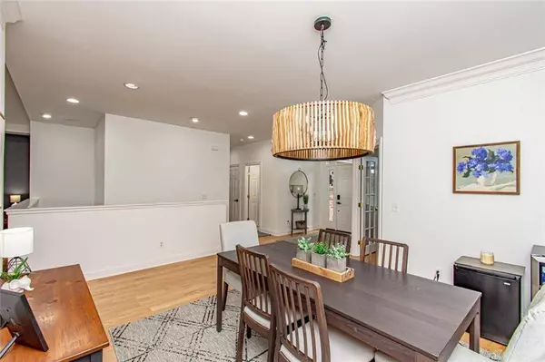 825 Eagle Run Drive, Centerville, OH 45458