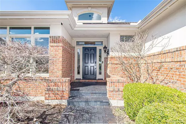 825 Eagle Run Drive, Centerville, OH 45458